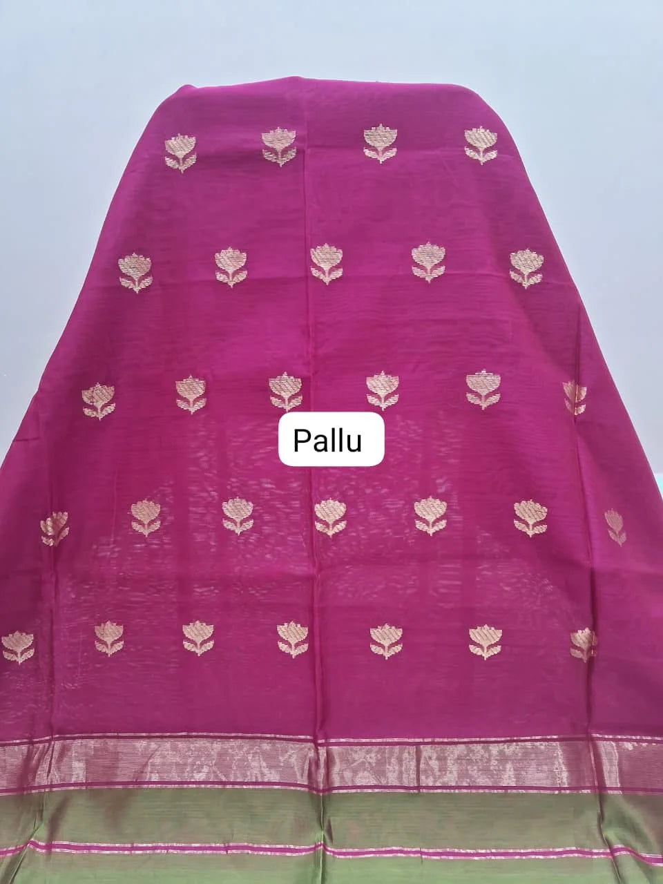 Leaf Green Pure Maheshwari Silk Saree pallu