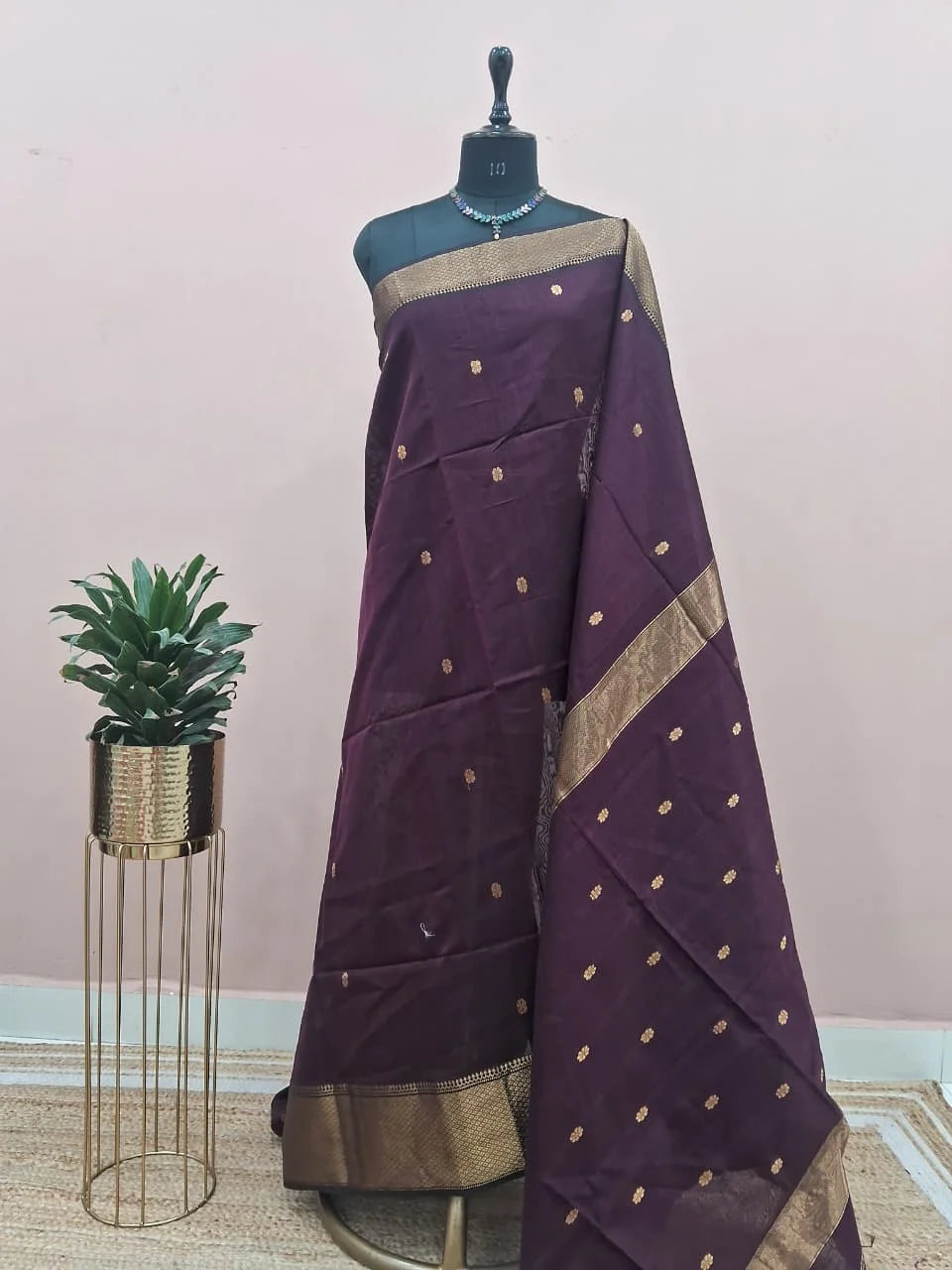 Dark Wine Pure Maheshwari Silk Saree 