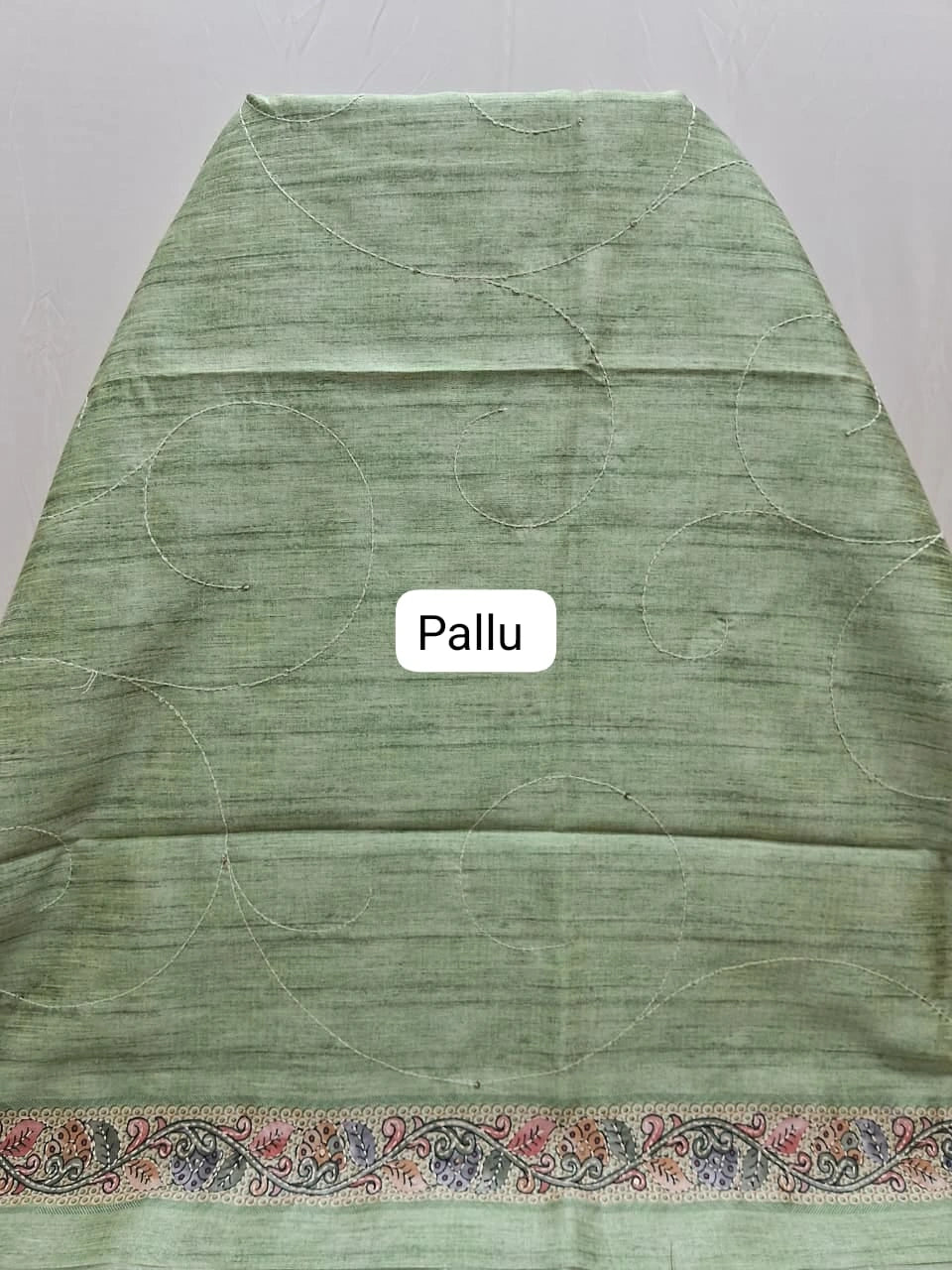 Elegant Green Tussar Saree for Festive Wear pallu