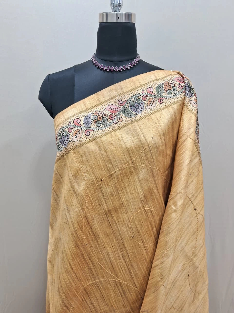 Light Yellow Tussar Saree 1