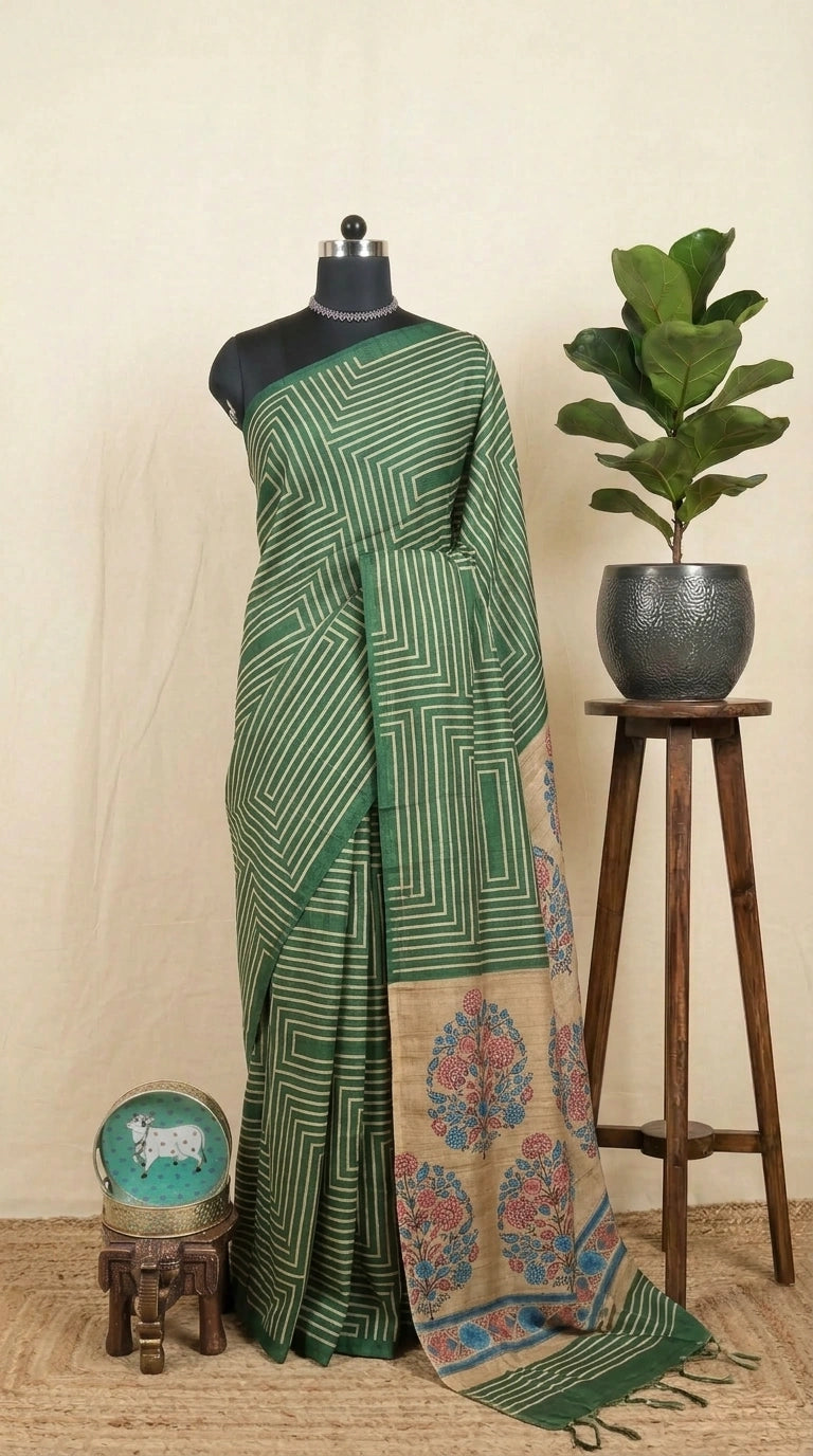 Graceful Elegance Green Semi Tussar Silk Saree 