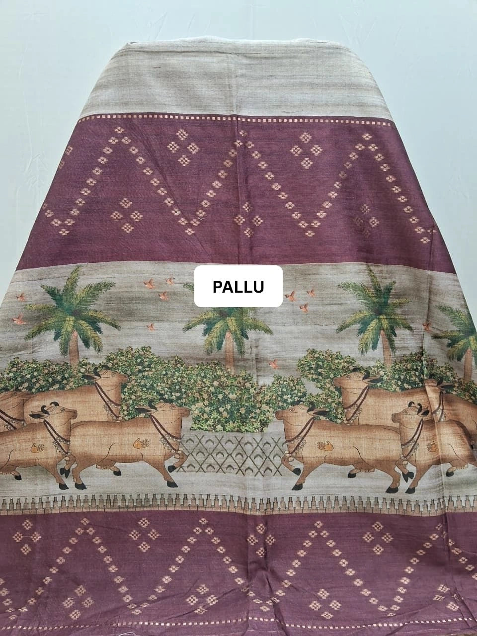 Handwoven Beige Semi Tussar Saree pallu
