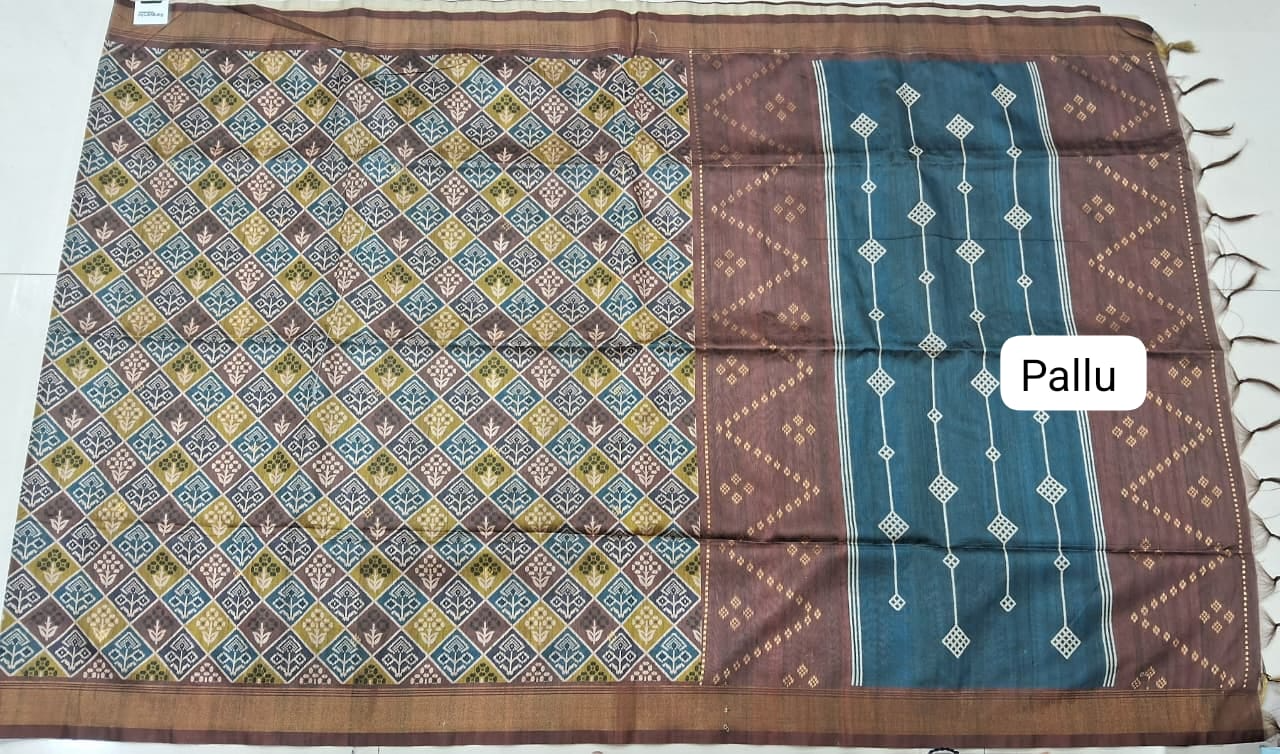 Chocolate Brown Tussar saree pallu