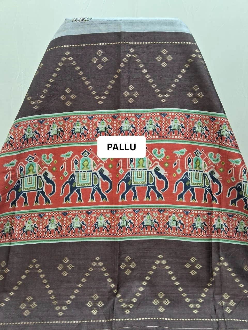 Pale Grey Semi Tussar Saree pallu