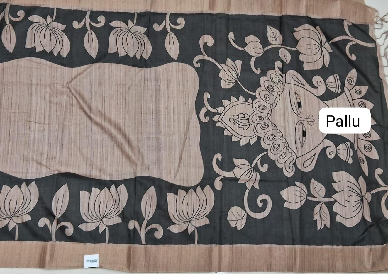 Beige Tussar Saree  Pallu