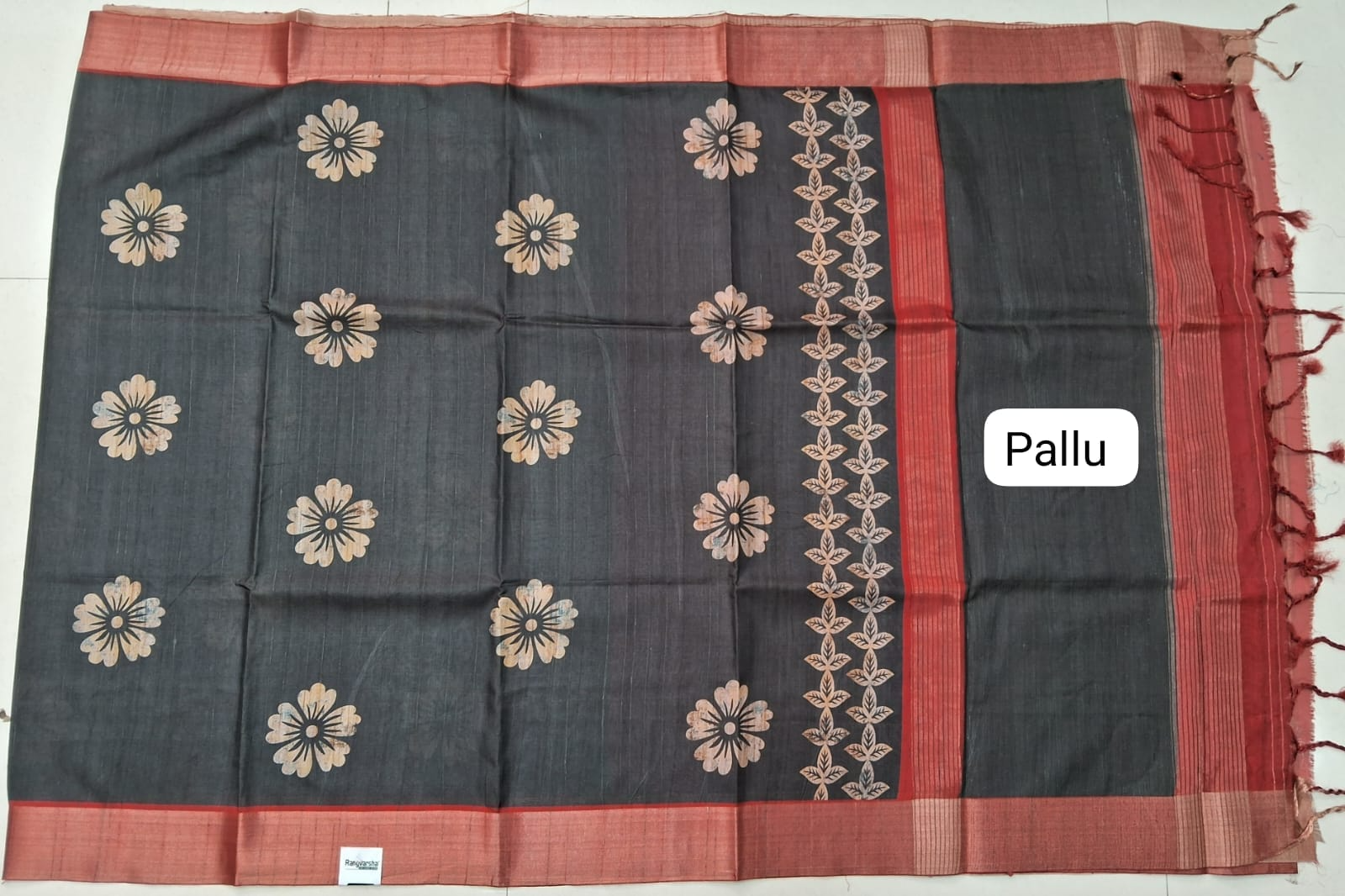 Black Tussar Saree Pallu