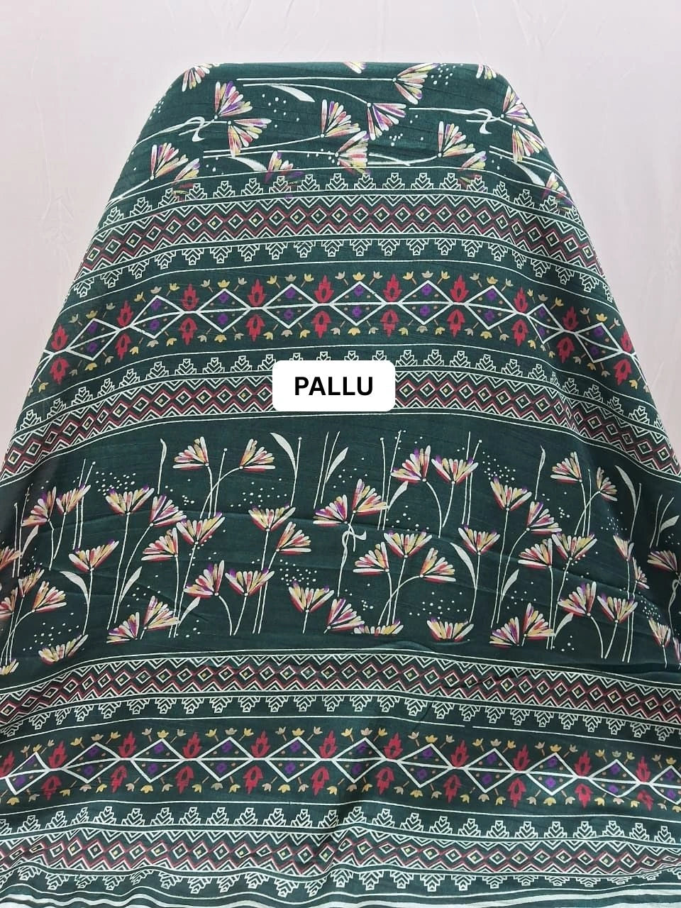 Bottle Green Semi Tussar Saree pallu
