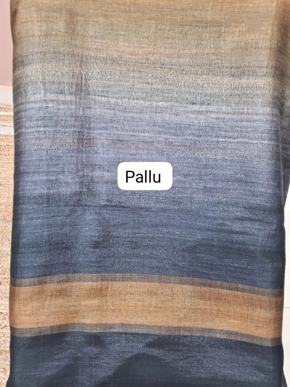Dual Shaded and Grey Gicha Tussar Saree  pallu