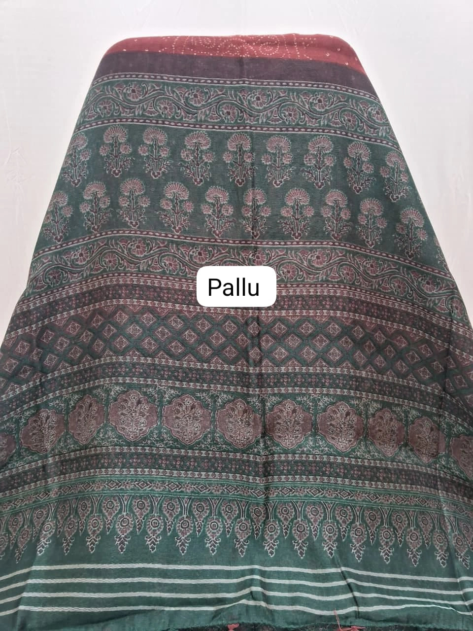 Red Semi Tussar Saree Pallu