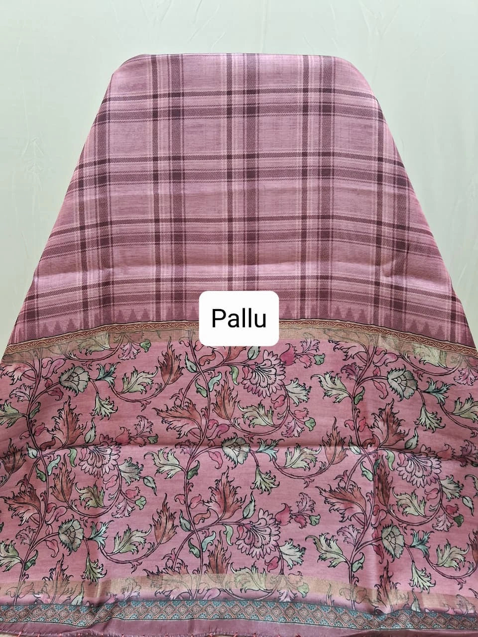 Onion Pink Semi Tussar Saree with a checks pallu