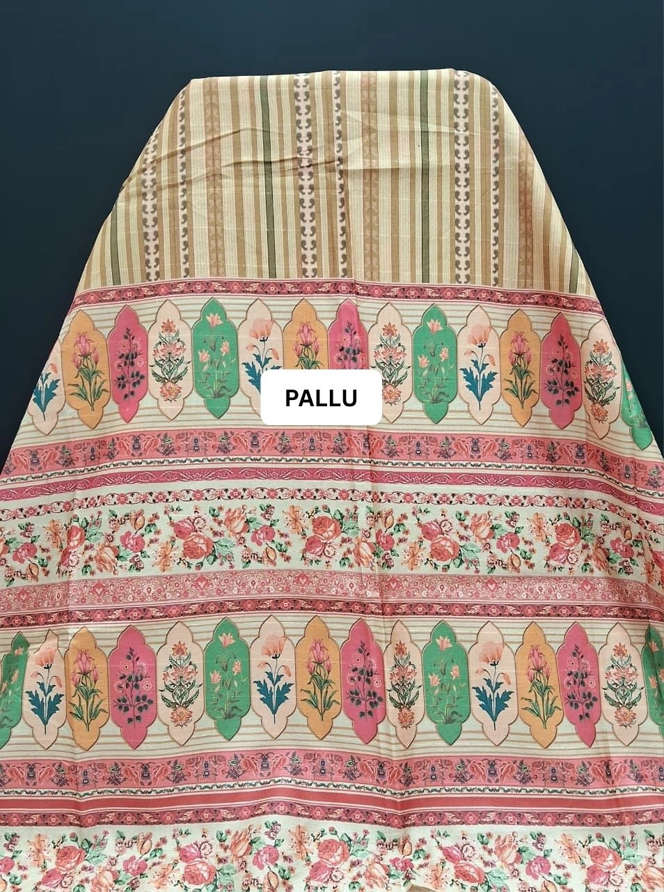Elegant Beige Pure Semi Tussar Silk Saree pallu