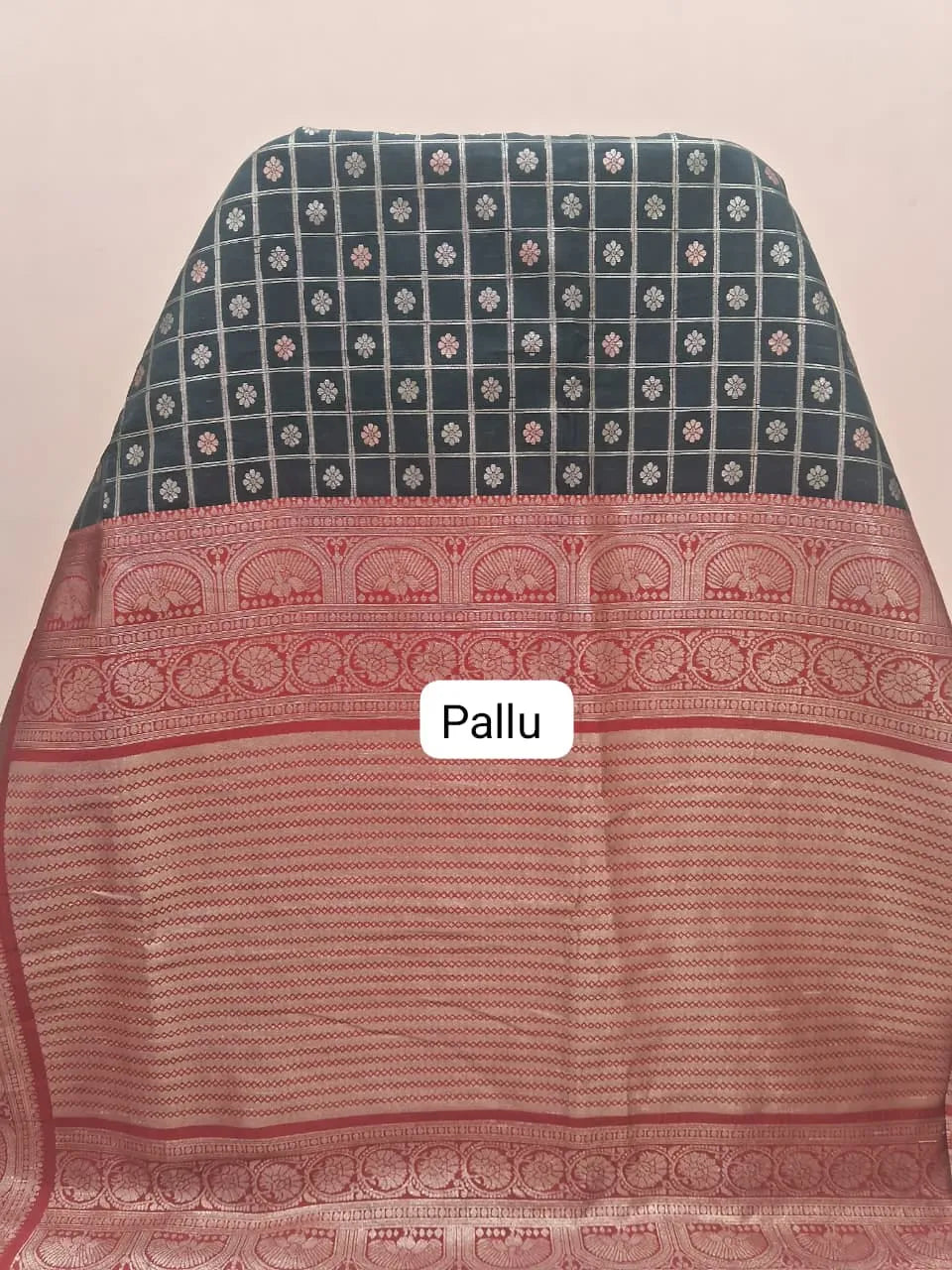 Black Tussar Saree Pallu