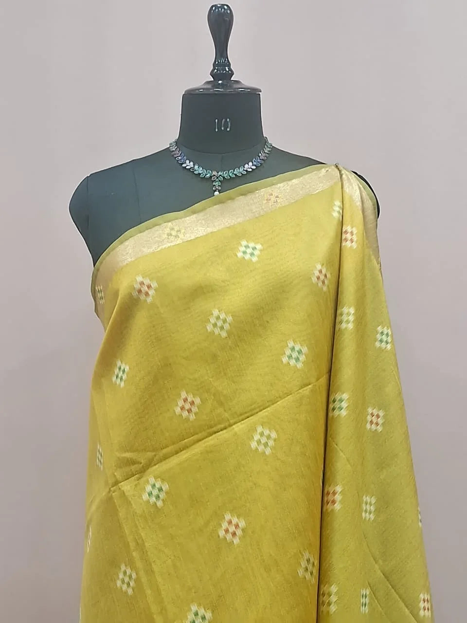 Light Yellow Tussar Saree 1