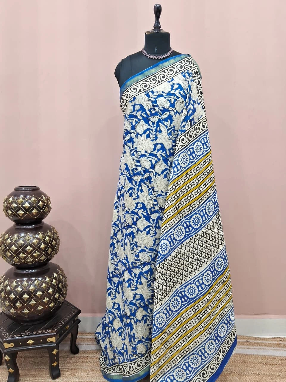 Handloom Navy Blue Mulmul Zari Cotton Saree