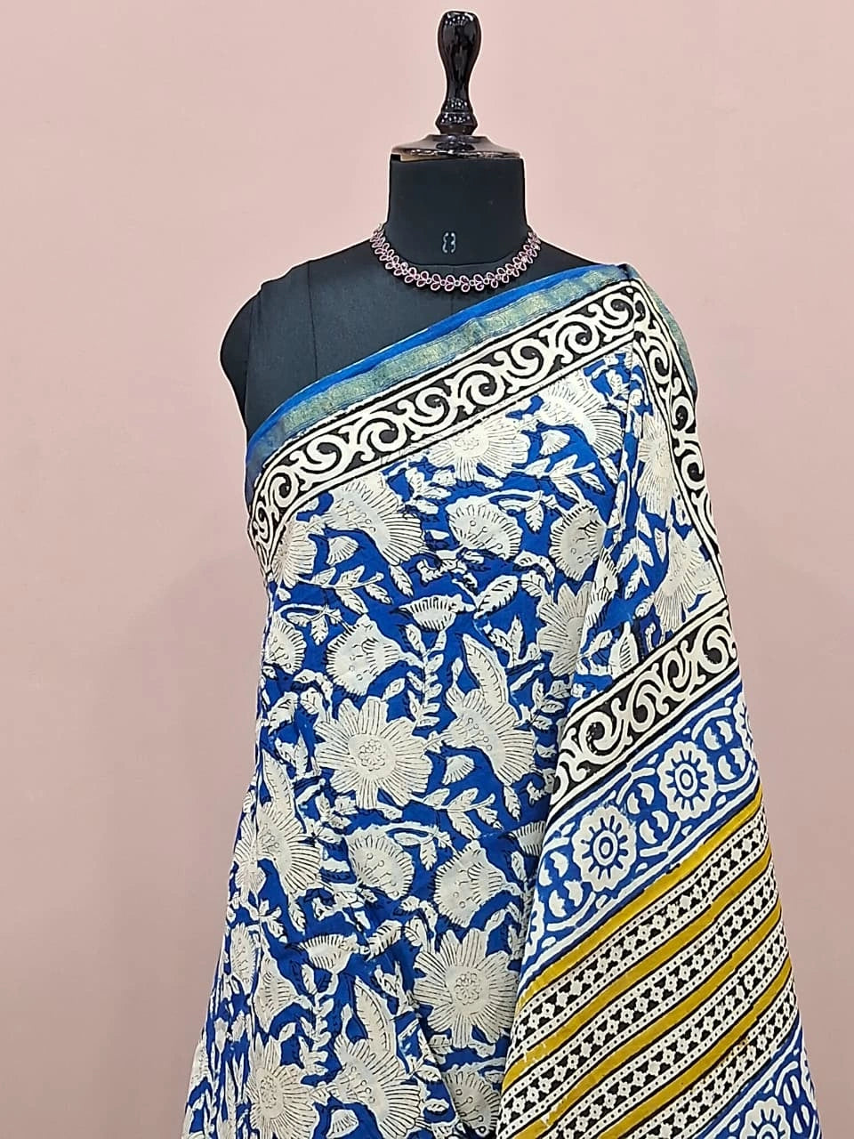 Handloom Navy Blue Mulmul Zari Cotton Saree 1