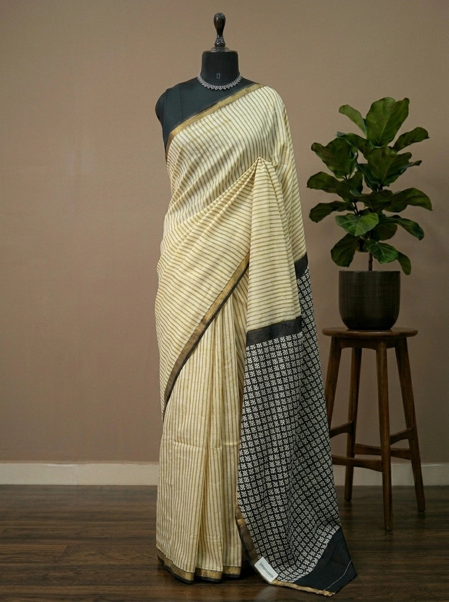 Handwoven Cream Mulmul Zari Cotton Saree