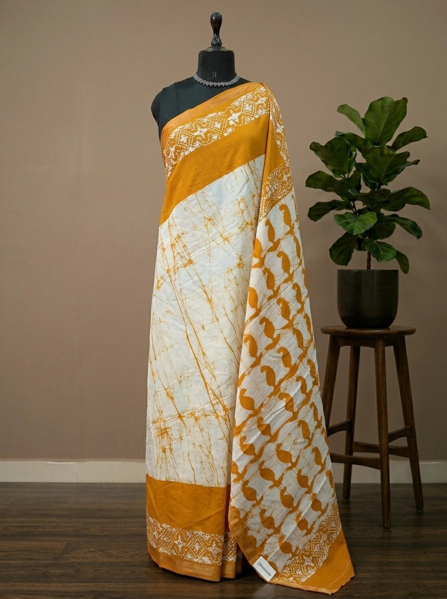 Yellow & White Mulmul Zari Cotton Saree