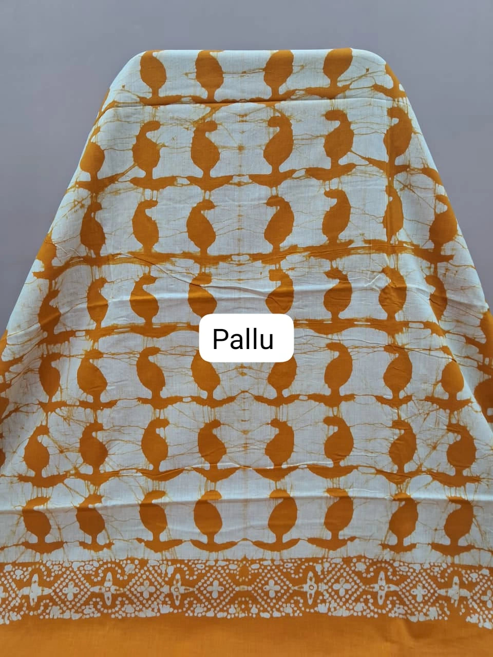 Yellow & White Mulmul Zari Cotton Saree Pallu