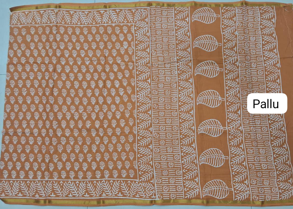 Brown Mulmul Zari Cotton Saree pallu