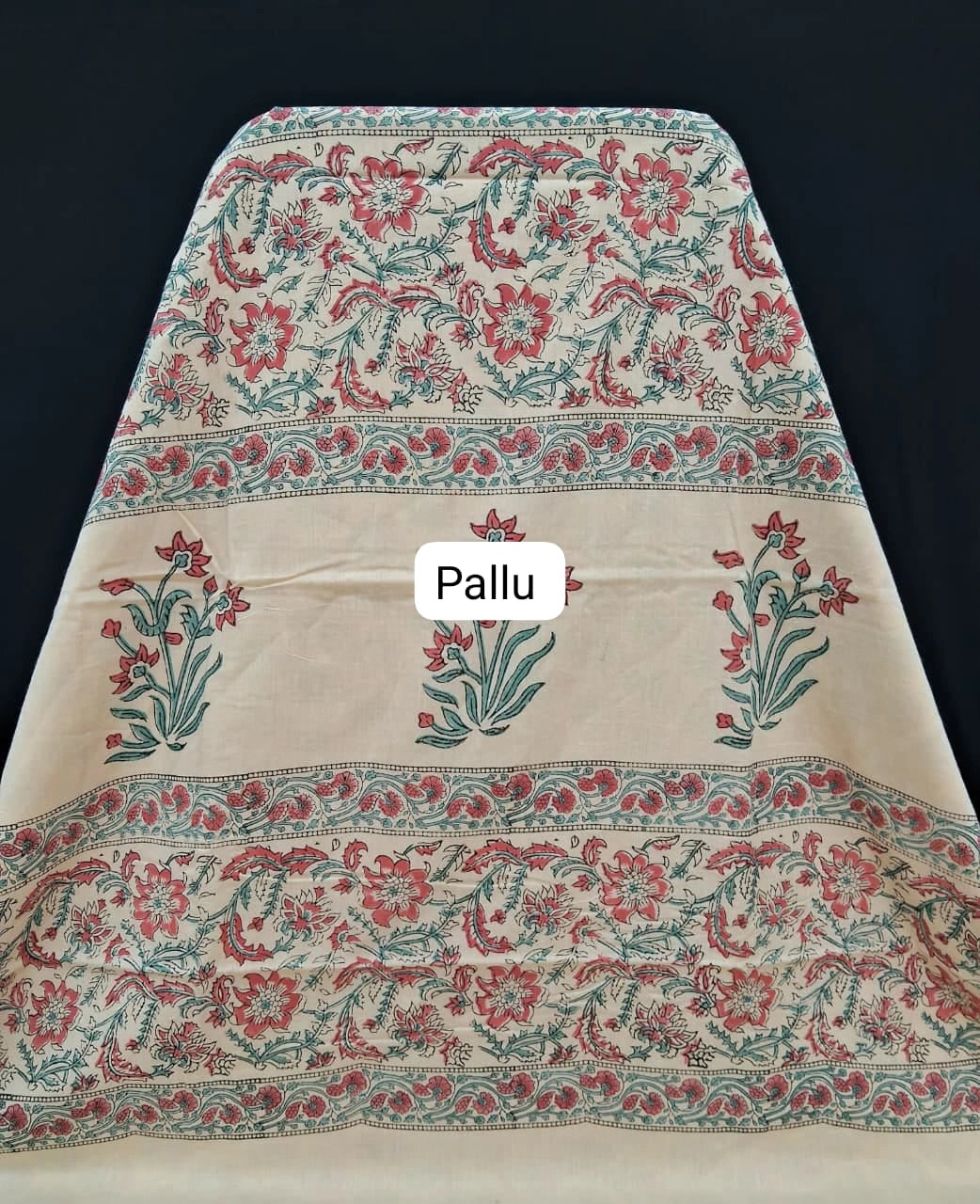 Beige Mulmul Zari Cotton Saree Pallu