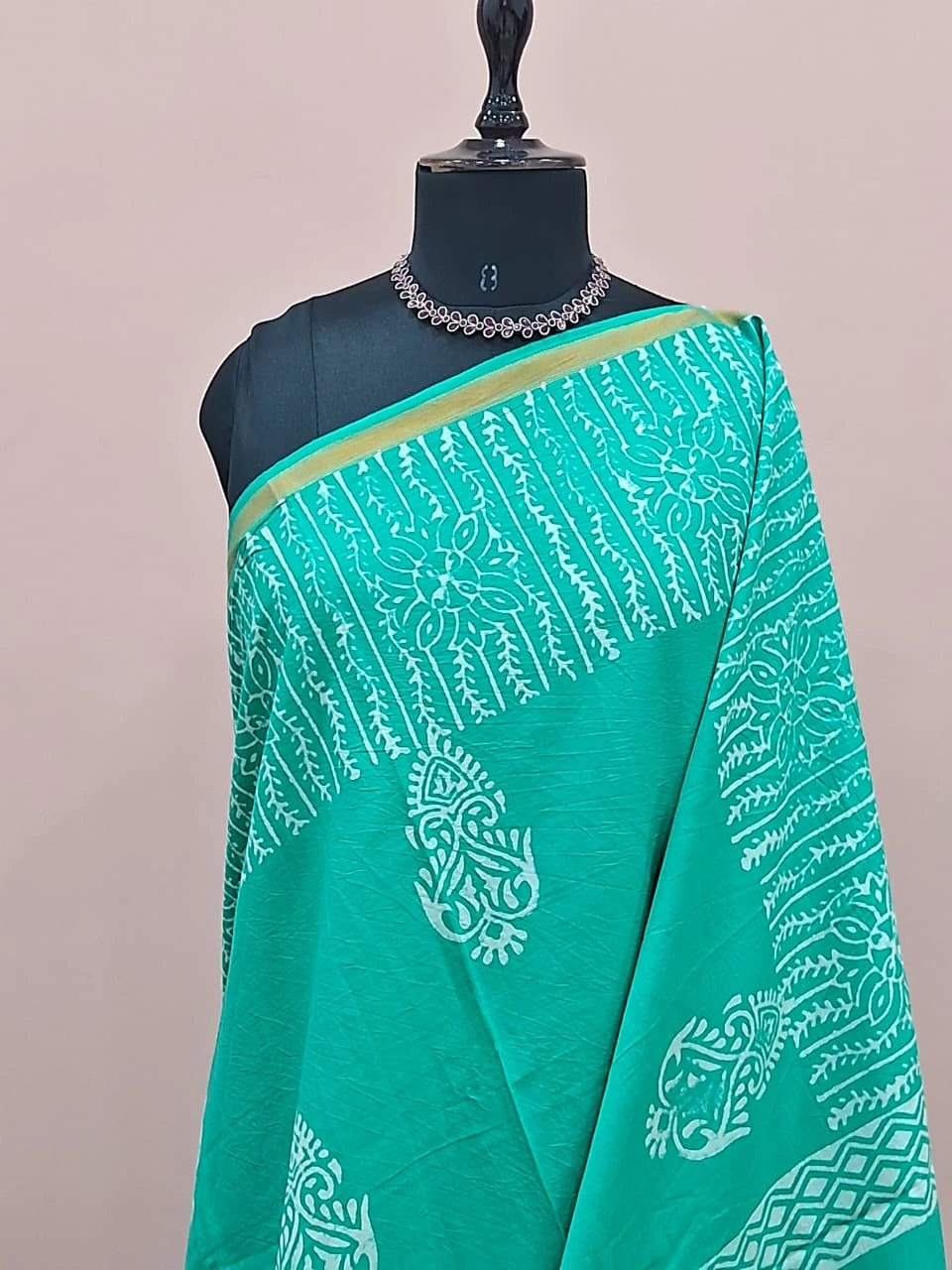 Rama green mulmul zari cotton saree 1