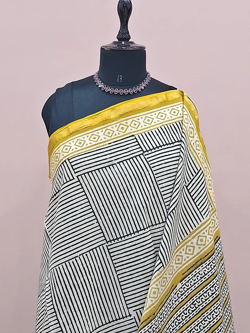 Cream mulmul zari cotton saree 1