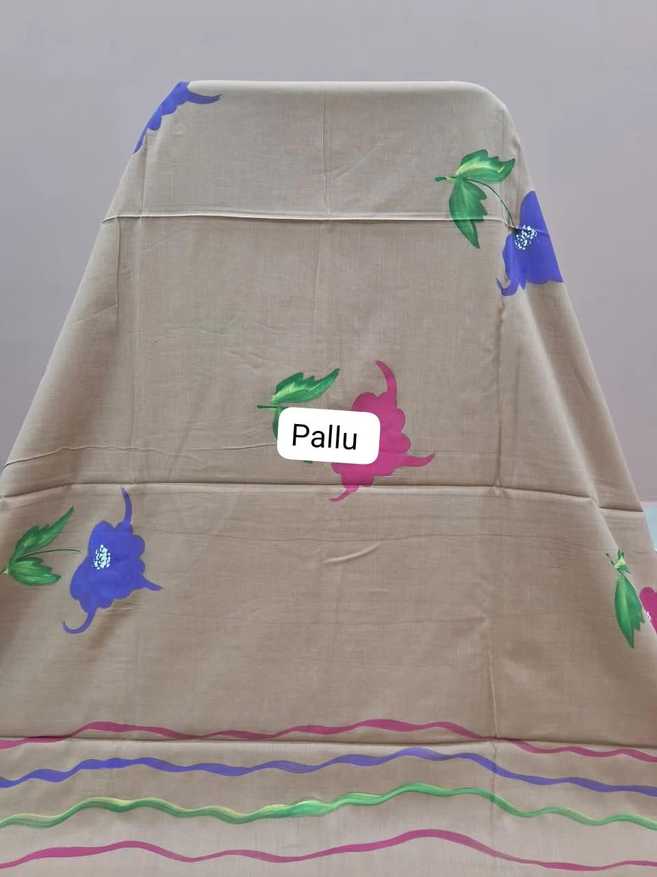 Beige Mulmul Zari Cotton Saree Pallu