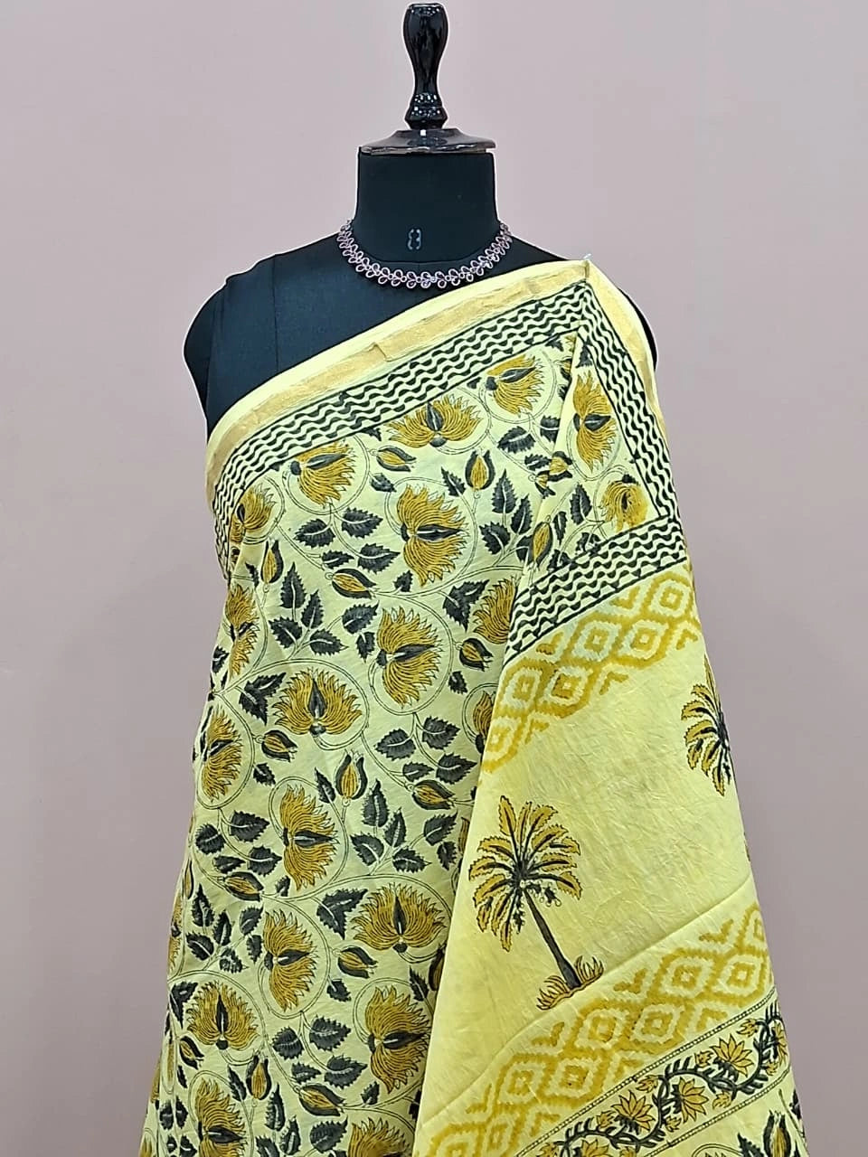 Light Yellow Mulmul Zari Cotton Saree 1