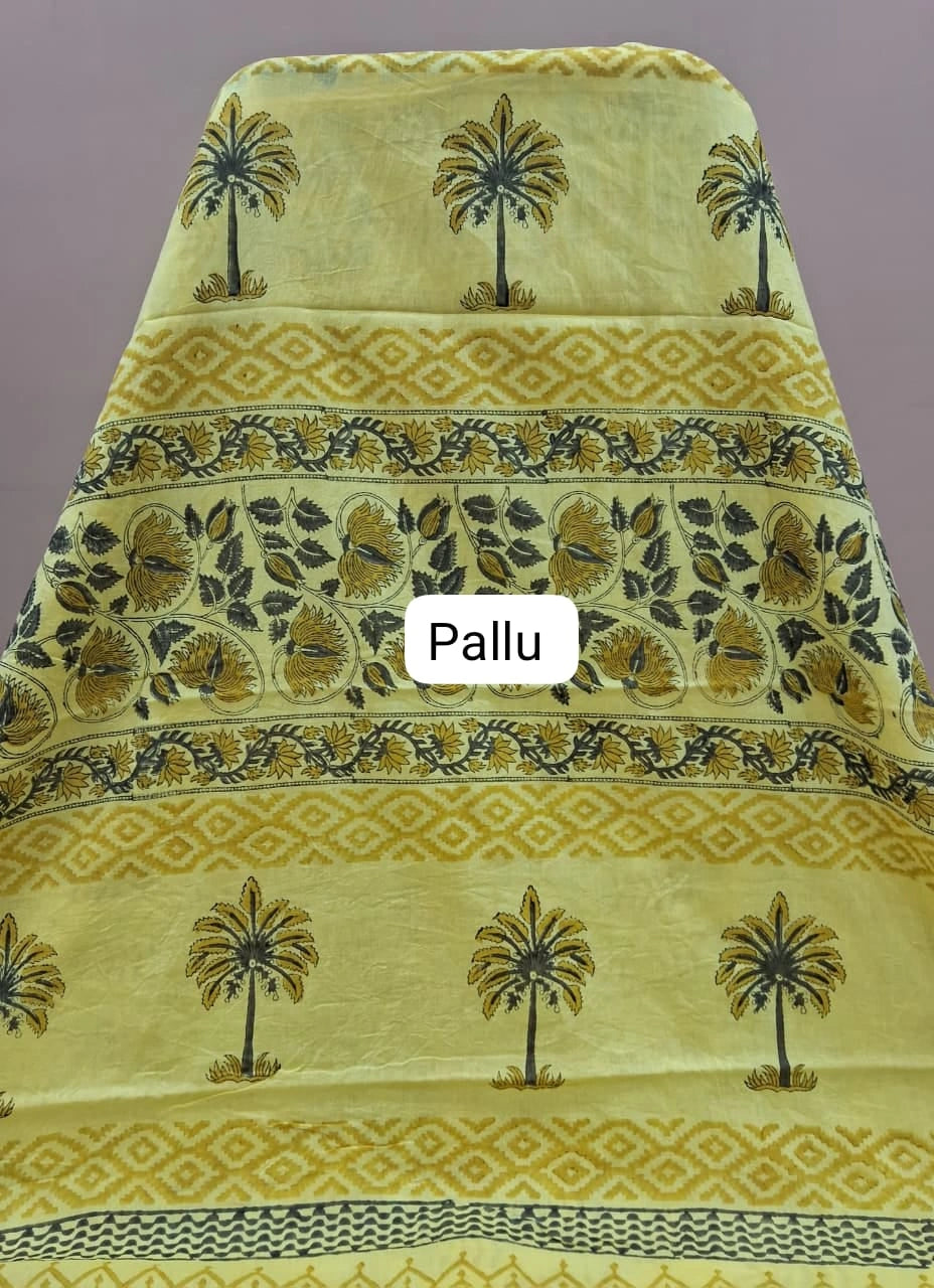 Light Yellow Mulmul Zari Cotton Saree pallu