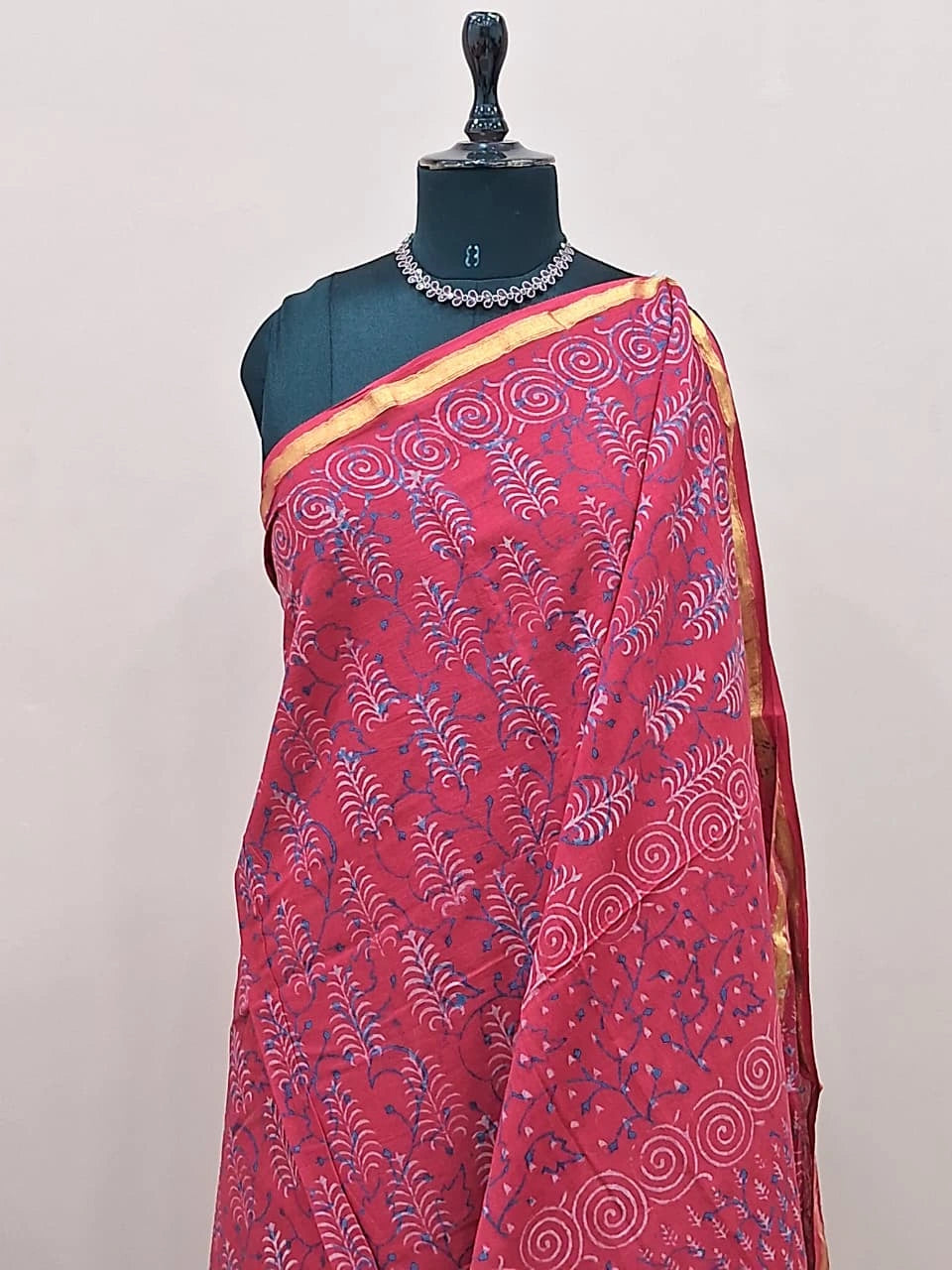 Red Mulmul Zari Cotton Saree 1