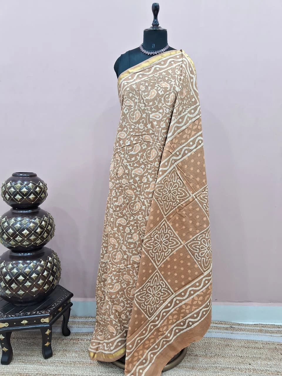 Brown Mulmul Zari Cotton Saree 