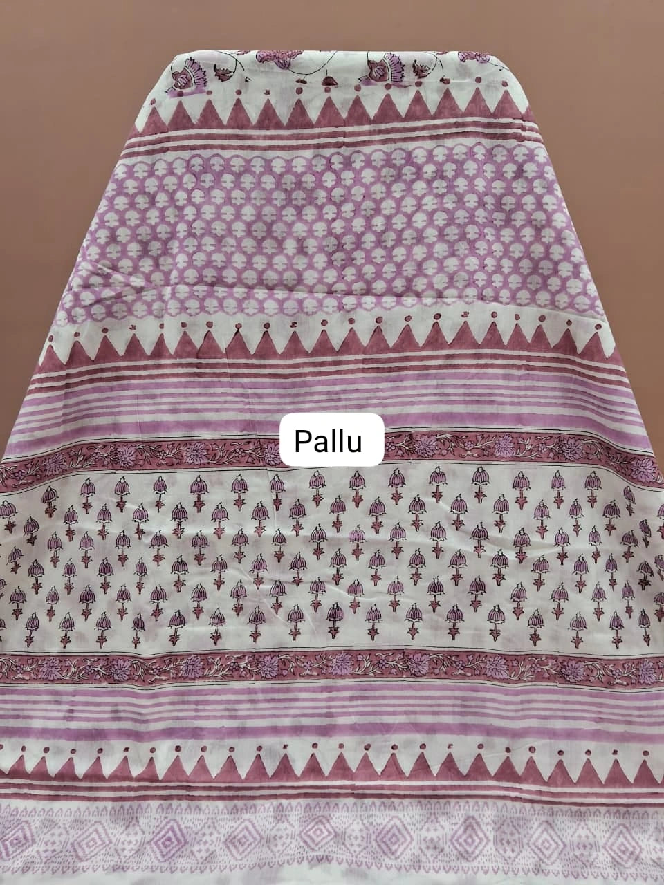 White mulmul zari cotton saree pallu