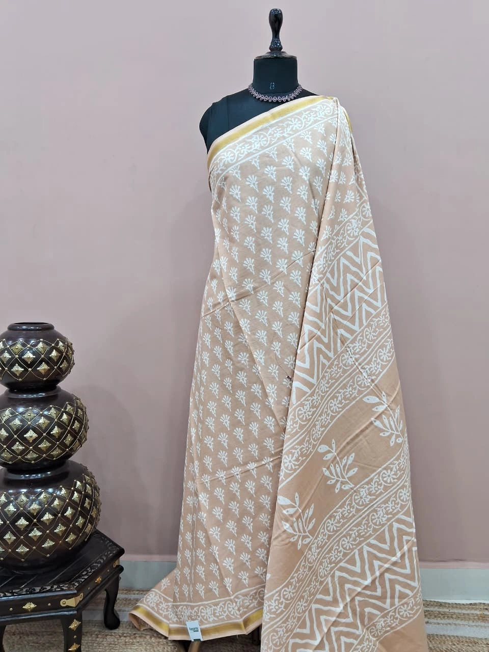 Beige mulmul zari cotton saree 