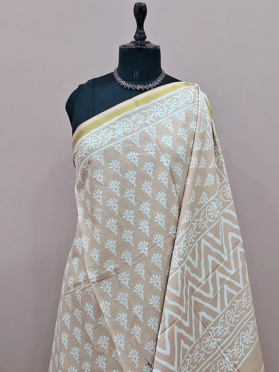 Beige mulmul zari cotton saree 1