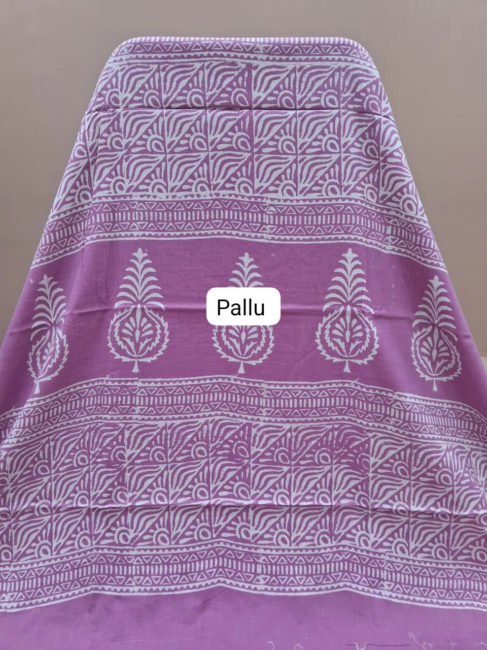 Lavender mulmul zari cotton saree pallu
