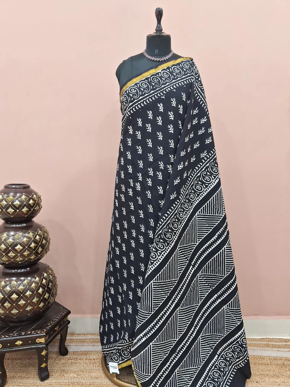 Black mulmul zari cotton saree 