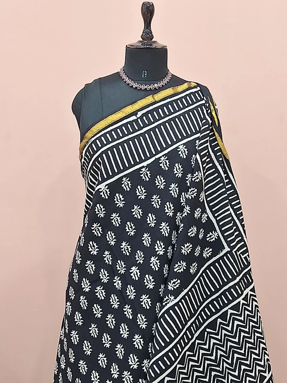 Black mulmul zari cotton saree 1