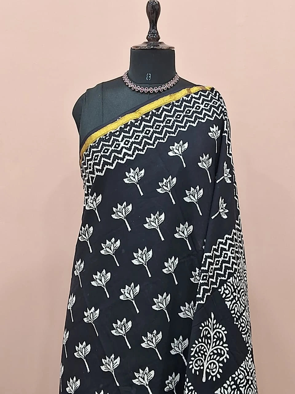 Black mulmul zari cotton saree 1