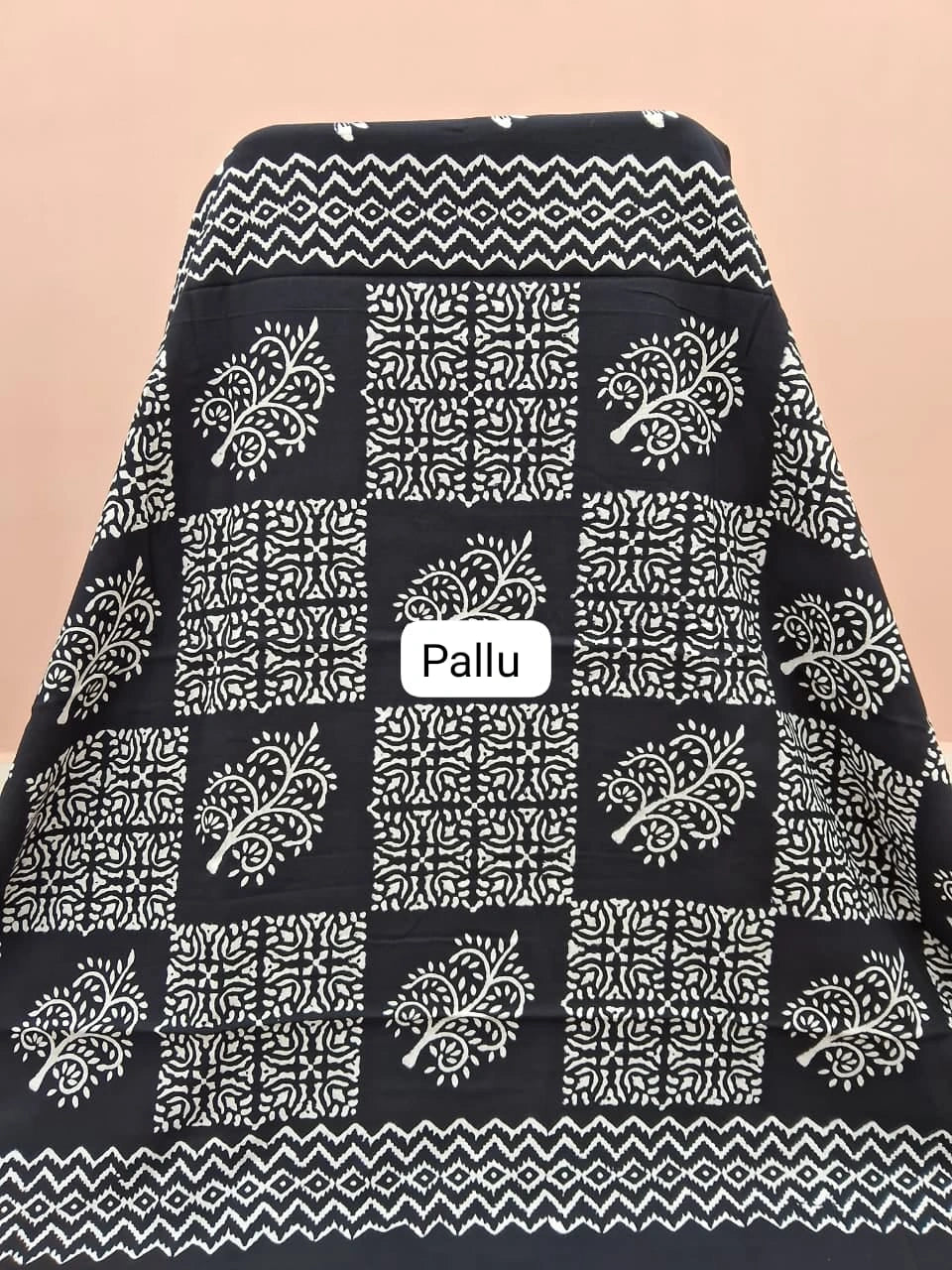 Black mulmul zari cotton saree pallu
