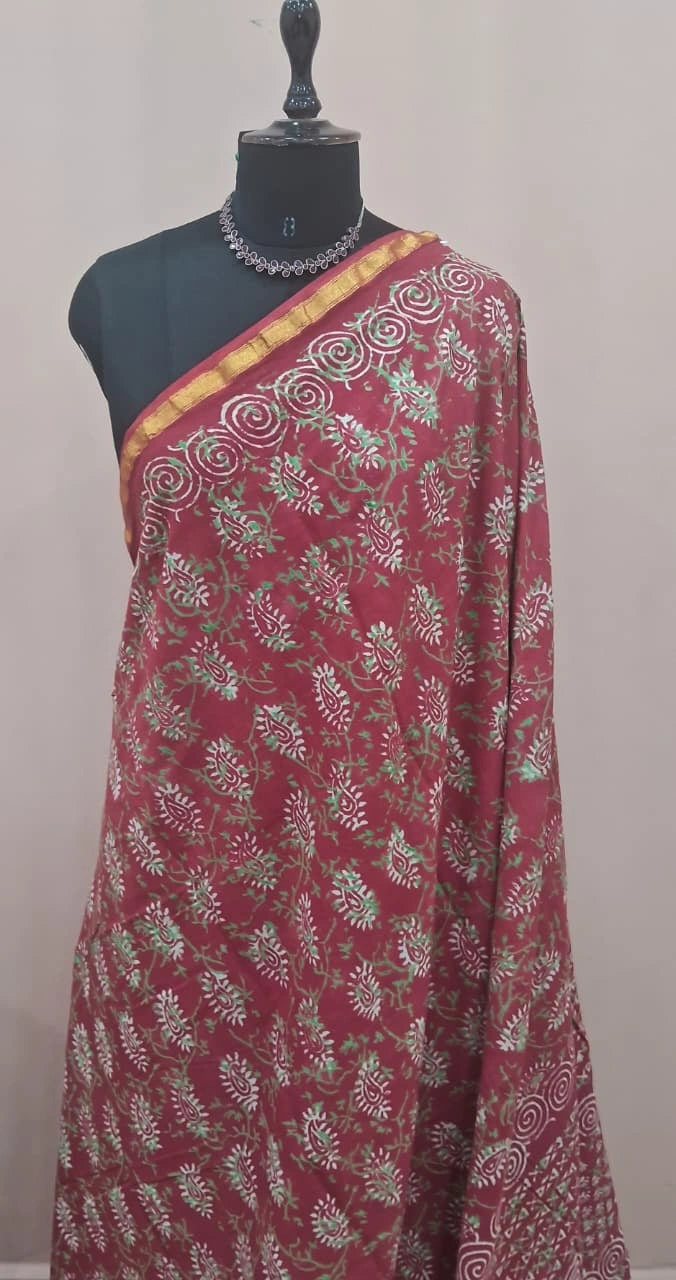 Red Mulmul Zari Cotton Saree 1