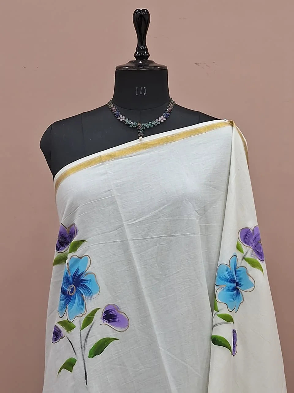 White Pure Mulmul Zari Cotton Saree 1
